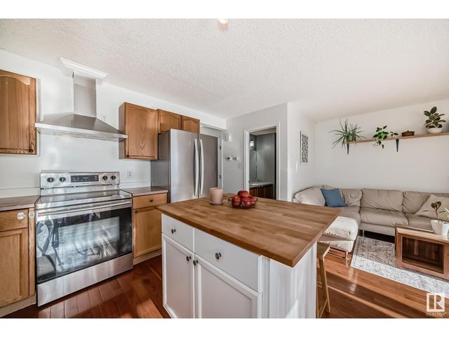 2925 23 St St Nw, House semidetached with 3 bedrooms, 2 bathrooms and null parking in Edmonton AB | Image 8