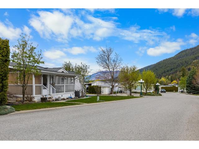 7 - 724 Devon Street, House detached with 2 bedrooms, 2 bathrooms and 2 parking in Creston BC | Image 41