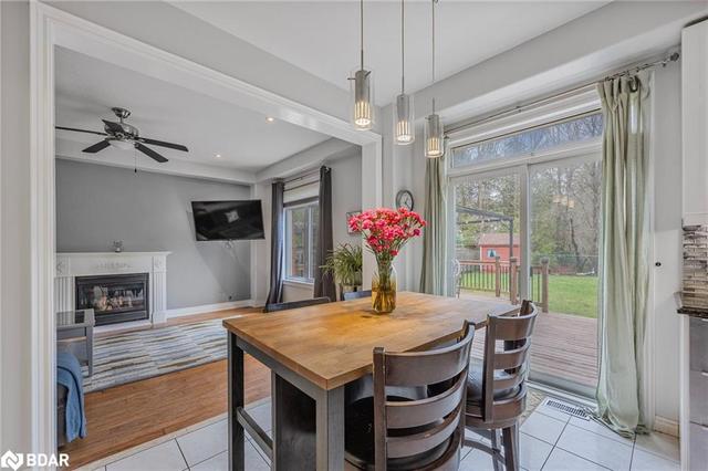 23 Pepin Court, House detached with 5 bedrooms, 3 bathrooms and 9 parking in Barrie ON | Image 10