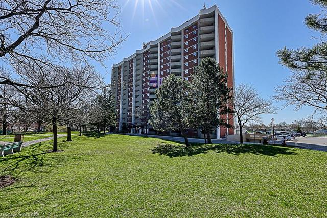 1612 - 1105 Jalna Boulevard, House attached with 2 bedrooms, 1 bathrooms and 1 parking in London ON | Image 1