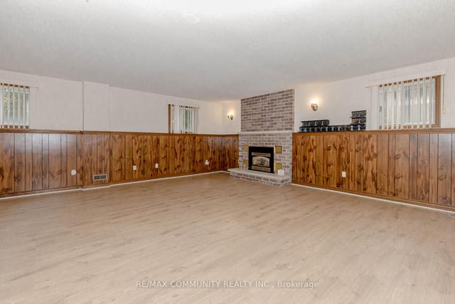 12 Hart Cres, House detached with 4 bedrooms, 3 bathrooms and 4 parking in London ON | Image 18