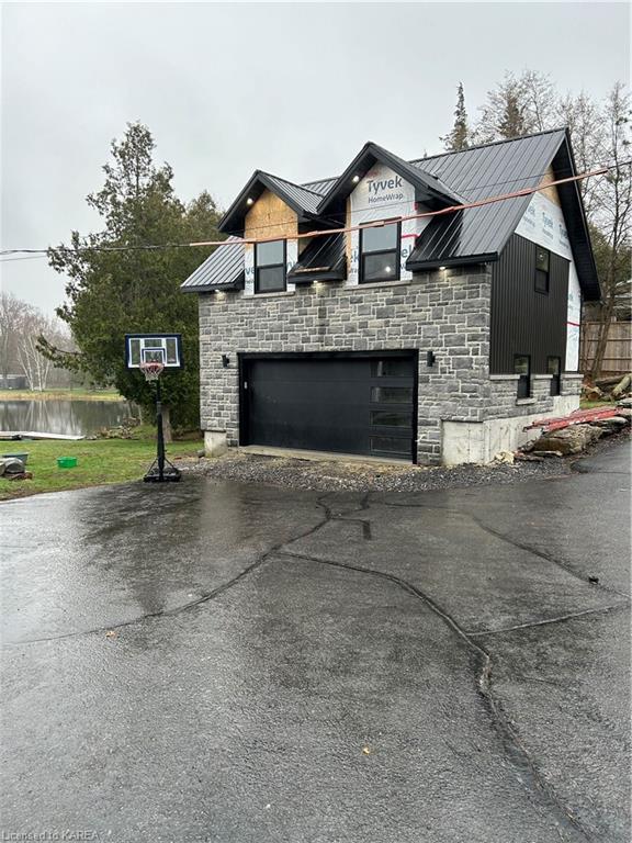 4235 Maple Drive, House detached with 3 bedrooms, 2 bathrooms and 10 parking in South Frontenac ON | Image 11