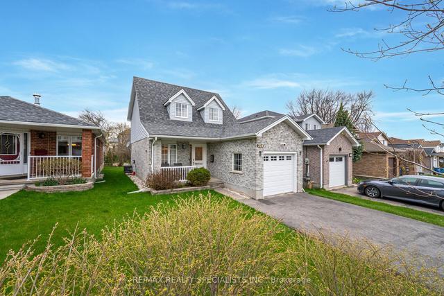 204 Country Club Dr, House detached with 3 bedrooms, 3 bathrooms and 3 parking in Guelph ON | Image 1