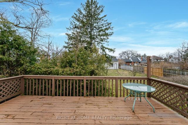 55 Mountain Ave N, House detached with 3 bedrooms, 2 bathrooms and 5 parking in Hamilton ON | Image 20