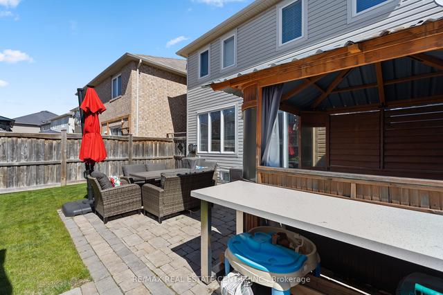1000 Savoline Blvd W, House detached with 3 bedrooms, 4 bathrooms and 3 parking in Milton ON | Image 32