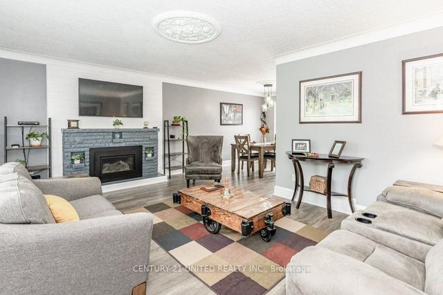 28 Masterson Dr, House detached with 3 bedrooms, 2 bathrooms and 5 parking in St. Catharines ON | Image 38