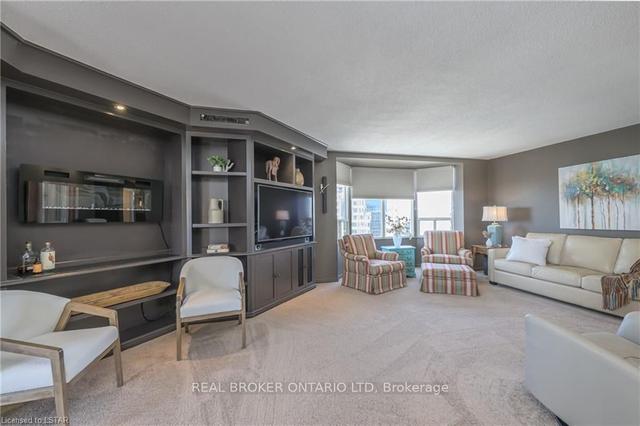 1106 - 500 Talbot St, Condo with 2 bedrooms, 2 bathrooms and 1 parking in London ON | Image 9