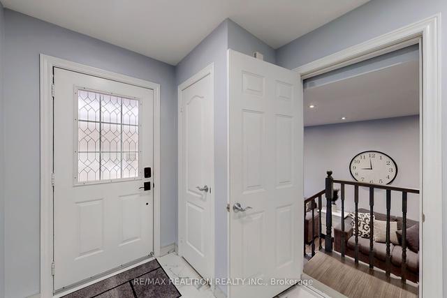 141 Amulet Cres N, House attached with 3 bedrooms, 3 bathrooms and 2 parking in Richmond Hill ON | Image 19