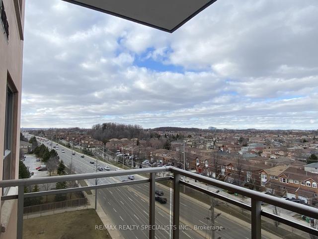 803 - 810 Scollard Crt, Condo with 1 bedrooms, 1 bathrooms and 1 parking in Mississauga ON | Image 6