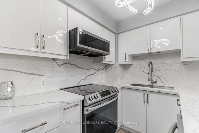 412 - 30 Meadowglen Pl, Condo with 2 bedrooms, 2 bathrooms and 1 parking in Toronto ON | Image 29