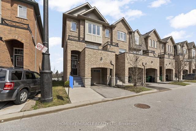 80 Magdalene Cres, House attached with 3 bedrooms, 3 bathrooms and 3 parking in Brampton ON | Image 12