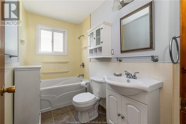 39 Appleton St, House detached with 4 bedrooms, 1 bathrooms and null parking in Dieppe NB | Image 13