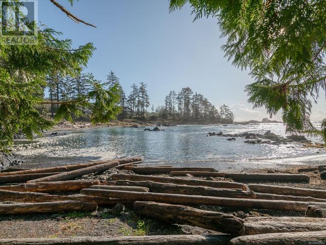 5 - 590 Marine Dr, House attached with 2 bedrooms, 2 bathrooms and 18 parking in Ucluelet BC | Image 17
