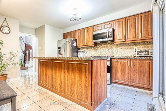 272 Pressed Brick Dr, House semidetached with 4 bedrooms, 4 bathrooms and 4 parking in Brampton ON | Image 10