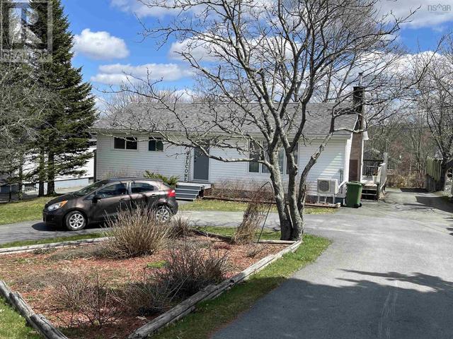 37 Beaver Bank Road, House detached with 4 bedrooms, 2 bathrooms and null parking in Halifax NS | Image 1