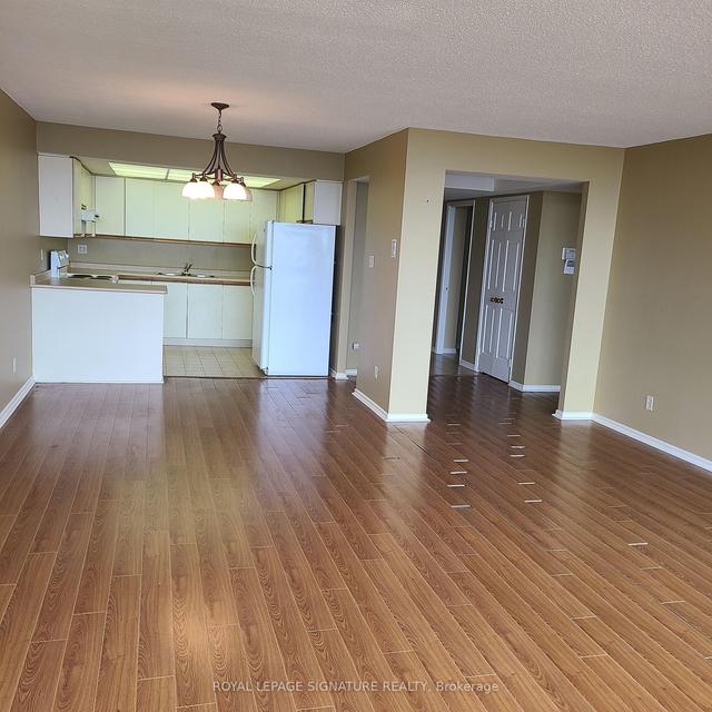 1201 - 310 Mill St S, Condo with 1 bedrooms, 2 bathrooms and 1 parking in Brampton ON | Image 3