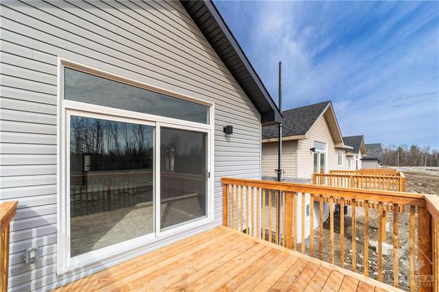 4 Yade Road, Home with 2 bedrooms, 2 bathrooms and 3 parking in Arnprior ON | Image 26