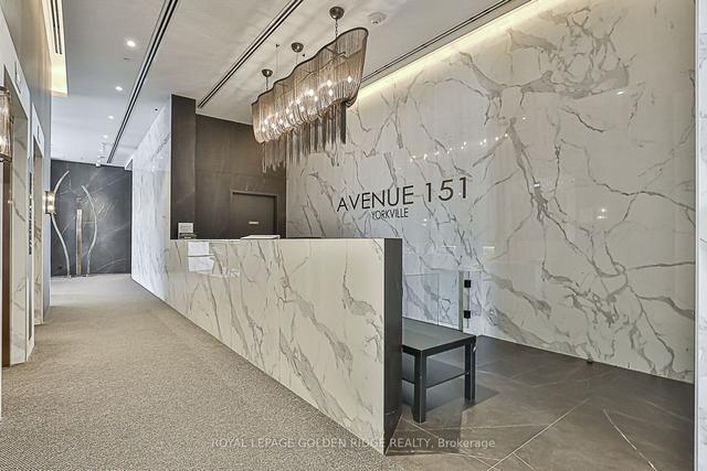 407 - 151 Avenue Rd, Condo with 2 bedrooms, 2 bathrooms and 1 parking in Toronto ON | Image 12