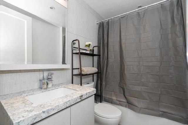 th 16 - 1086 Bay St, Townhouse with 3 bedrooms, 4 bathrooms and 2 parking in Toronto ON | Image 19