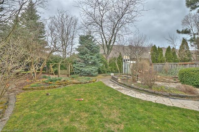 202 Anne Street, House detached with 5 bedrooms, 4 bathrooms and 5 parking in Niagara on the Lake ON | Image 32