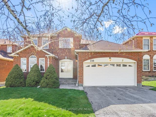 256 Centennial Rd, House detached with 4 bedrooms, 3 bathrooms and 6 parking in Toronto ON | Image 1