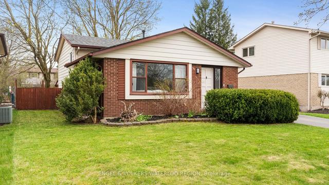 165 Country Club Dr, House detached with 3 bedrooms, 2 bathrooms and 4 parking in Guelph ON | Image 23