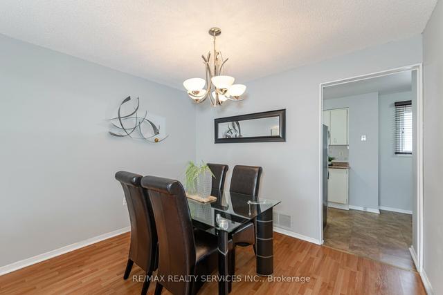 45 - 45 Ellis Dr, Townhouse with 3 bedrooms, 2 bathrooms and 2 parking in Brampton ON | Image 8