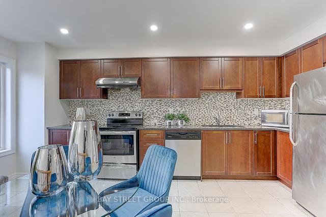10 Zezel Way, House attached with 4 bedrooms, 4 bathrooms and 1 parking in Toronto ON | Image 37
