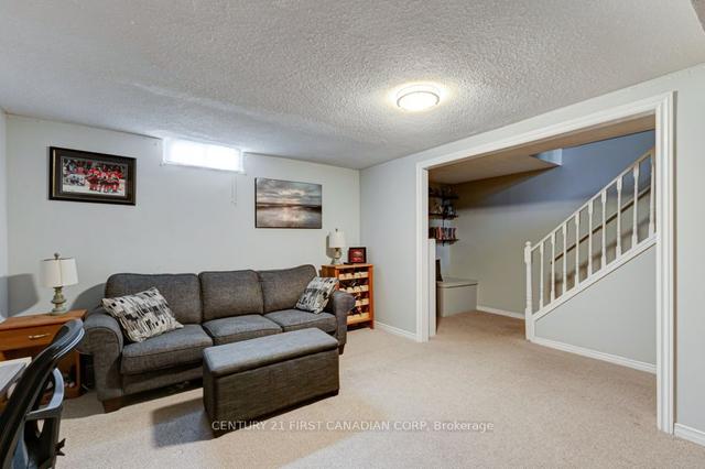 49 - 217 Martinet Ave, Townhouse with 3 bedrooms, 2 bathrooms and 1 parking in London ON | Image 7
