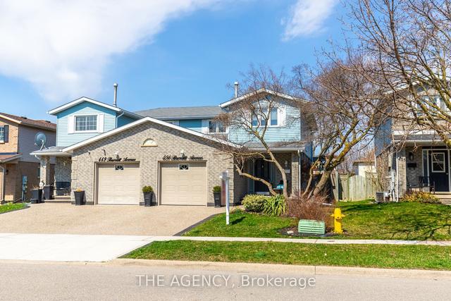 451 Burnett Ave, House semidetached with 3 bedrooms, 3 bathrooms and 3 parking in Cambridge ON | Image 1