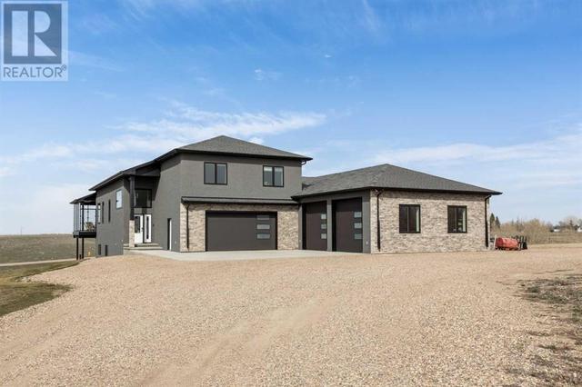 22, - 12320 Range Road 72, House detached with 5 bedrooms, 3 bathrooms and null parking in Cypress County AB | Image 1