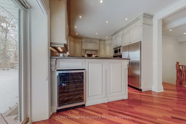 1116 Crestview St, House detached with 3 bedrooms, 3 bathrooms and 12 parking in Oakville ON | Image 30