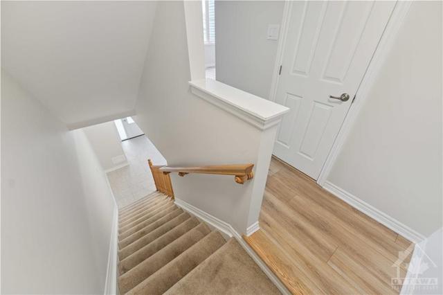 1036 Apolune Street, Townhouse with 2 bedrooms, 2 bathrooms and 3 parking in Ottawa ON | Image 5