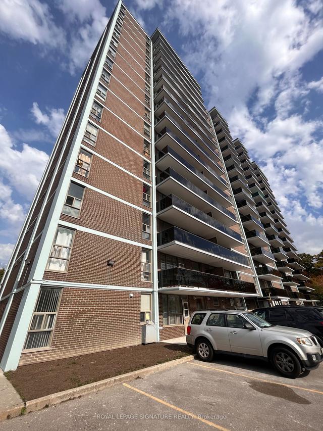 506 - 235 Grandravine Dr, Condo with 1 bedrooms, 1 bathrooms and 1 parking in Toronto ON | Image 1