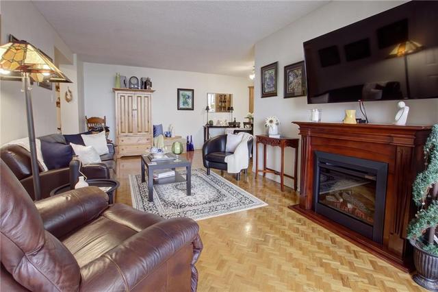 908 - 5 Lisa Drive, Condo with 3 bedrooms, 2 bathrooms and null parking in Brampton ON | Image 10