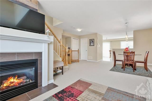 329 Galston Private, House attached with 2 bedrooms, 2 bathrooms and 1 parking in Ottawa ON | Image 4