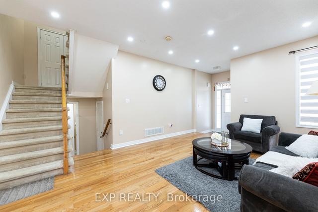 16 Ashdale Rd, House semidetached with 3 bedrooms, 3 bathrooms and 4 parking in Brampton ON | Image 34