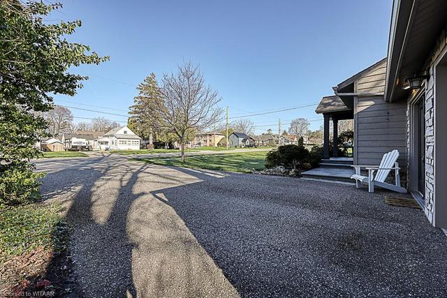 98 Lisgar Avenue, House detached with 3 bedrooms, 2 bathrooms and 7 parking in Tillsonburg ON | Image 47