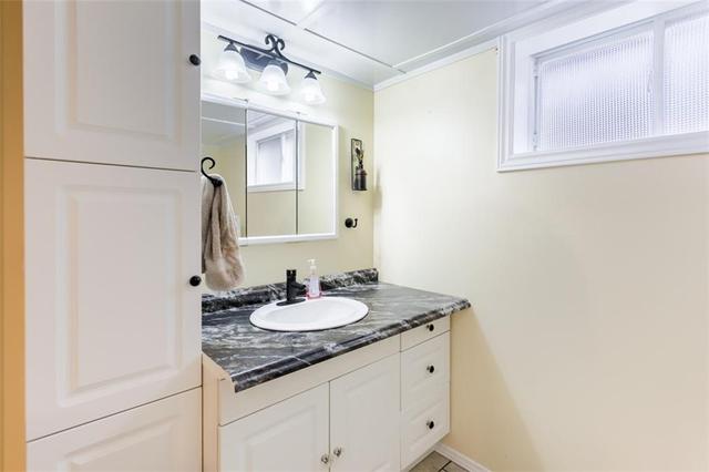 921 West 5th Street, House detached with 3 bedrooms, 2 bathrooms and 4 parking in Hamilton ON | Image 39