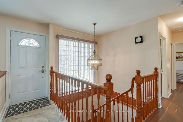 1243 Kingsmead Cres, House detached with 3 bedrooms, 2 bathrooms and 6 parking in Oakville ON | Image 5