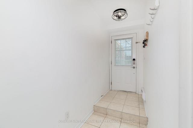 106 - 30 Elsie Lane, Townhouse with 3 bedrooms, 2 bathrooms and 1 parking in Toronto ON | Image 22