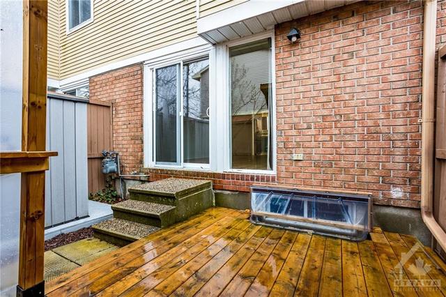 69 Bannerhill Private, Townhouse with 3 bedrooms, 2 bathrooms and 2 parking in Ottawa ON | Image 23