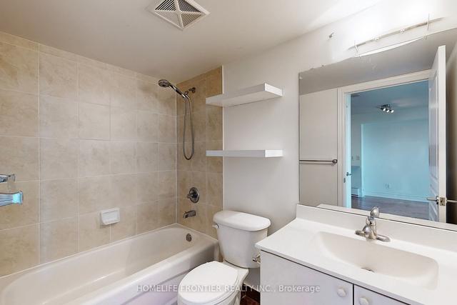 1706 - 7 North Park Rd, Condo with 1 bedrooms, 1 bathrooms and 1 parking in Vaughan ON | Image 2