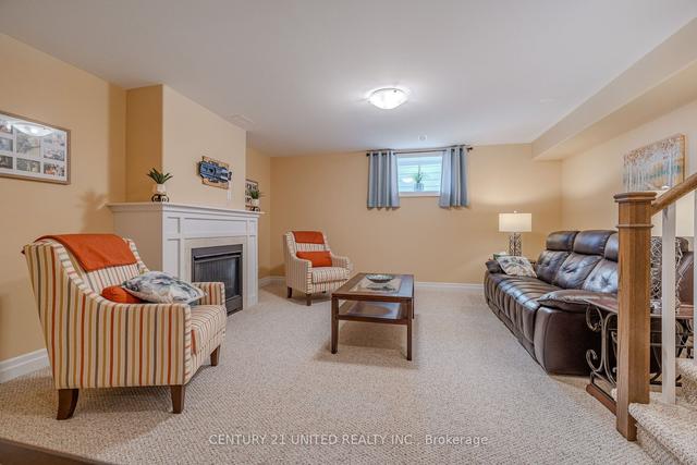 5 - 14 Charlton Crt, Condo with 1 bedrooms, 3 bathrooms and 4 parking in Selwyn ON | Image 13