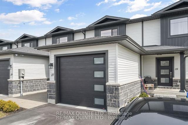 27 Dewal Pl, House attached with 3 bedrooms, 4 bathrooms and 3 parking in Belleville ON | Image 23