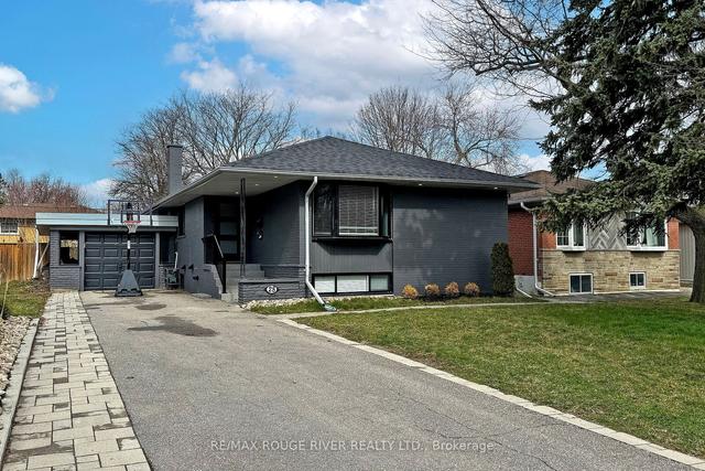 28 Nuffield Dr, House detached with 3 bedrooms, 3 bathrooms and 7 parking in Toronto ON | Image 12