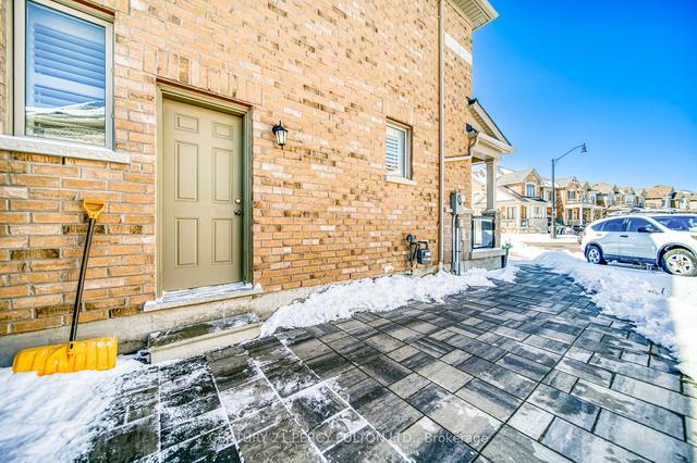 18 Bernadino St, House semidetached with 4 bedrooms, 4 bathrooms and 4 parking in Brampton ON | Image 20