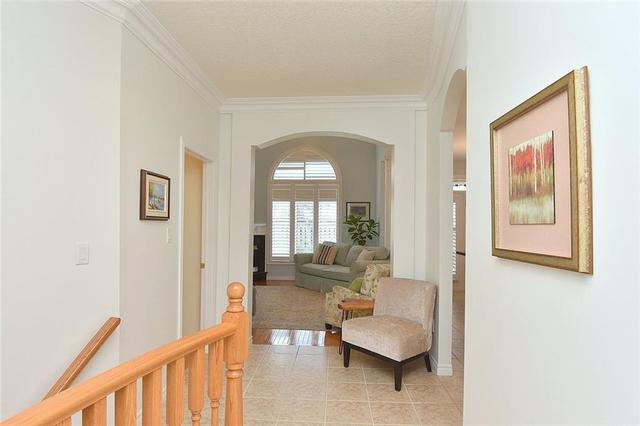 211 Valridge Drive, House detached with 2 bedrooms, 3 bathrooms and 2 parking in Hamilton ON | Image 25