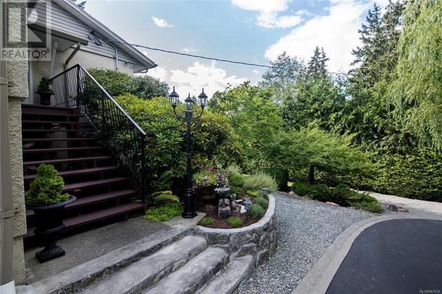 5235 Hammond Bay Rd, House detached with 3 bedrooms, 3 bathrooms and 5 parking in Nanaimo BC | Image 10