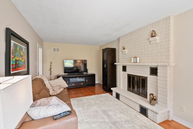 4 Parklawn Cres, House detached with 4 bedrooms, 4 bathrooms and 6 parking in Markham ON | Image 7